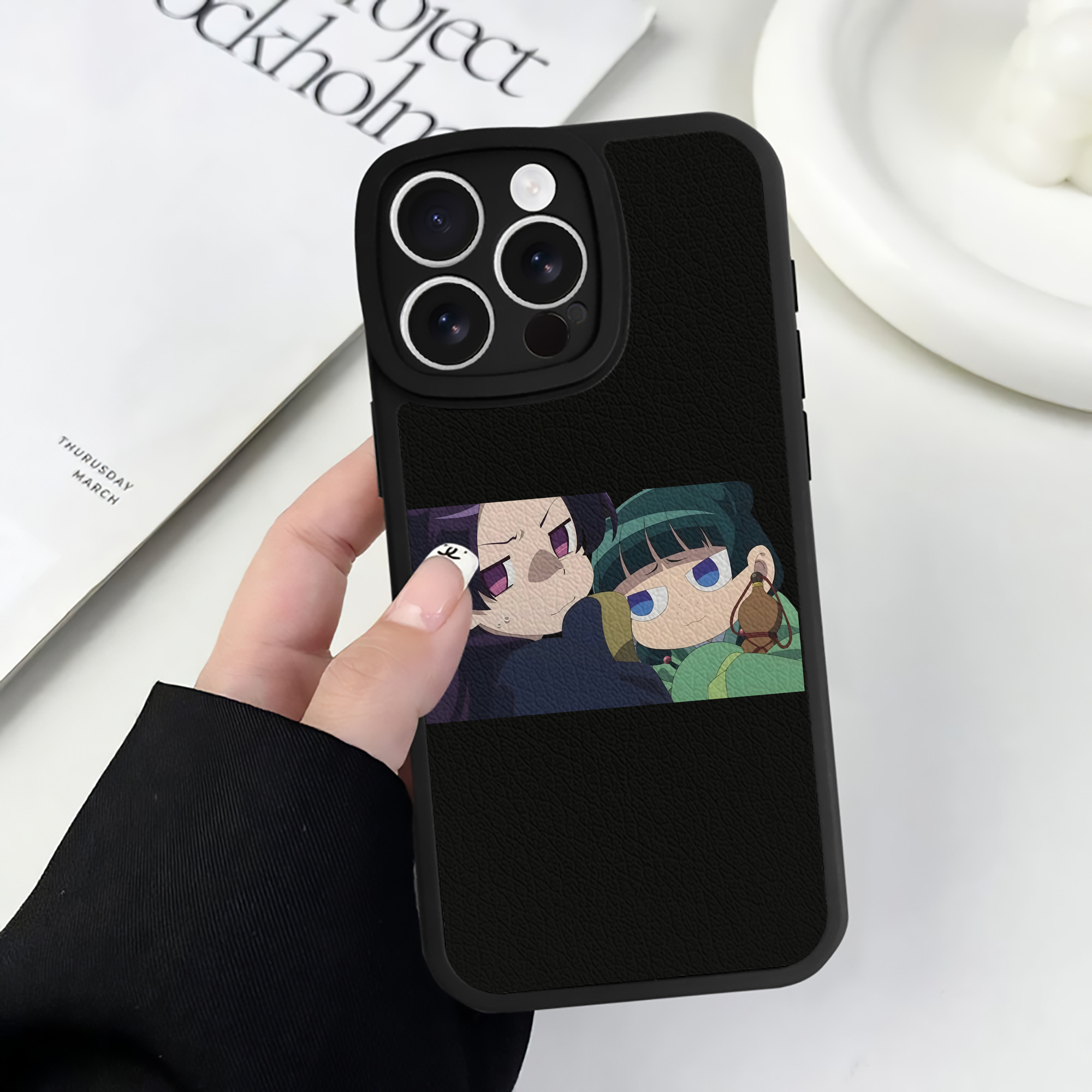 薬屋のひとりごと The Apothecary Diaries 【iPhone 16シリーズ対応】シリコンスマホケース（レザー調） 材質：シリコン
